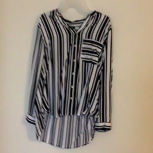 A black and white women top